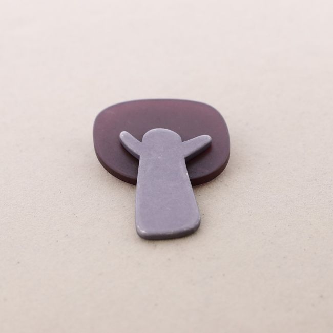 BROCHE ÁRBOL RESINA
