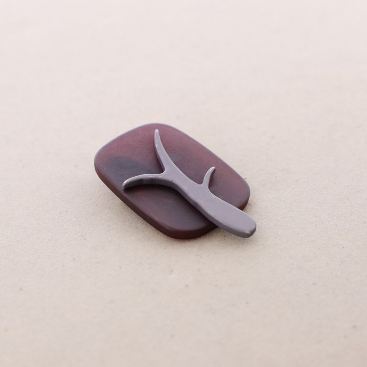 RESIN TREE BROOCH