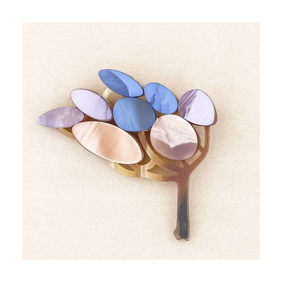 RESIN TREE BROOCH