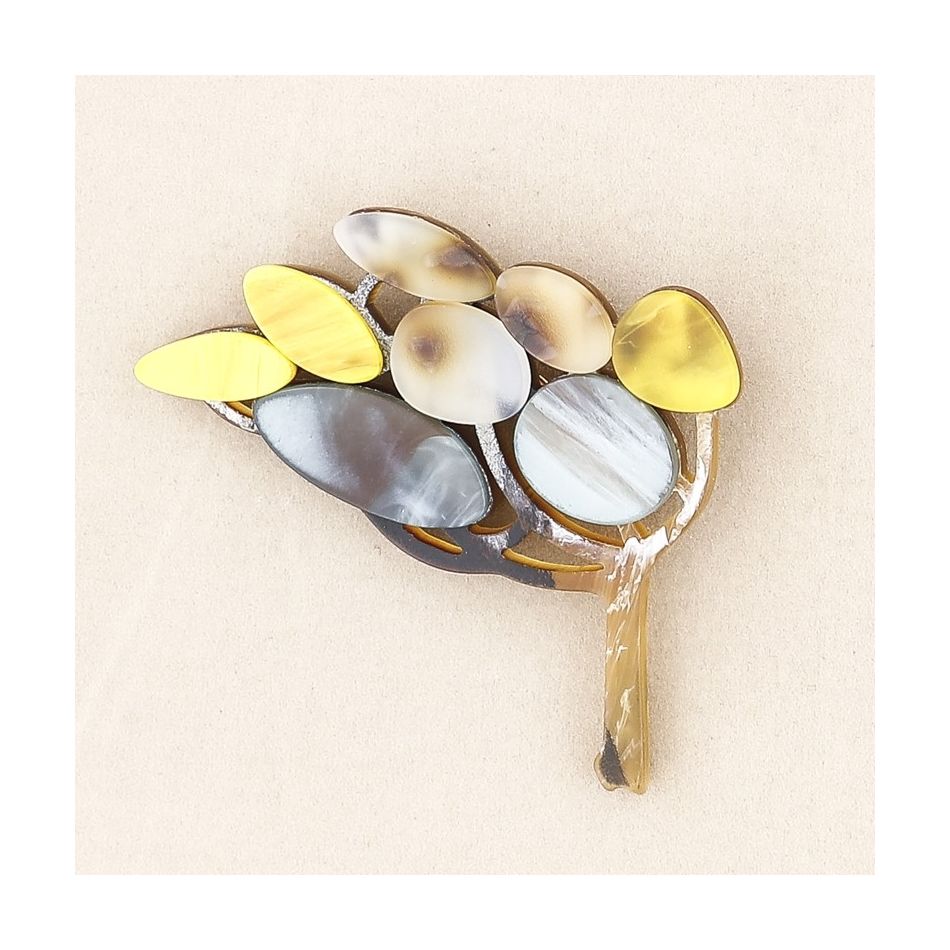 RESIN TREE BROOCH