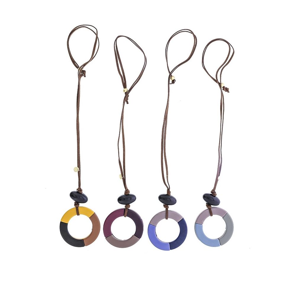 COLLAR LARGO COLGANTE RESINA