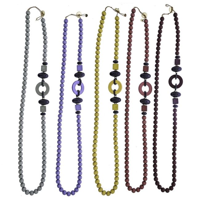 COLLAR LARGO CUENTAS RESINA