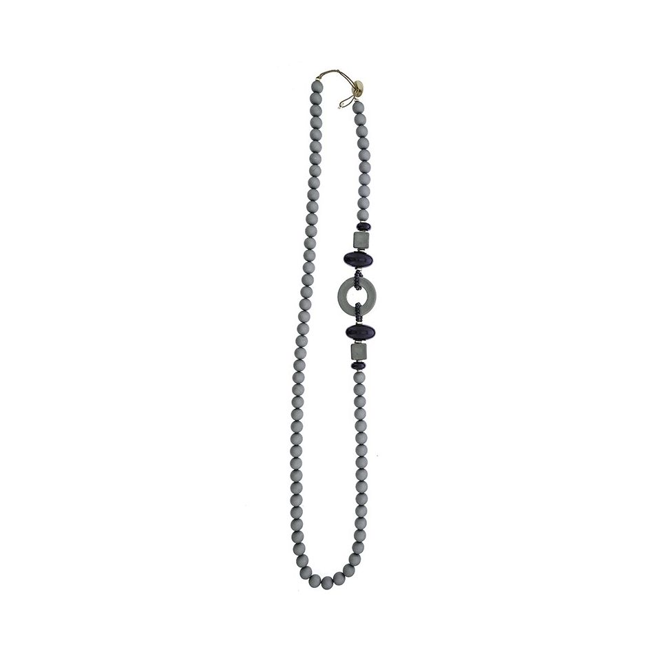 LONG NECKLACE WITH RESIN BEADS