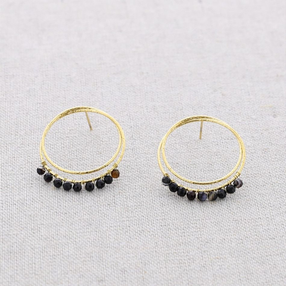 DOUBLE HOOP STEEL EARRINGS WITH FACETED CRYSTALS PENDANTS