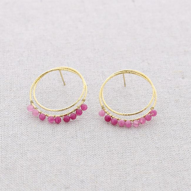 DOUBLE HOOP STEEL EARRINGS WITH FACETED CRYSTALS PENDANTS