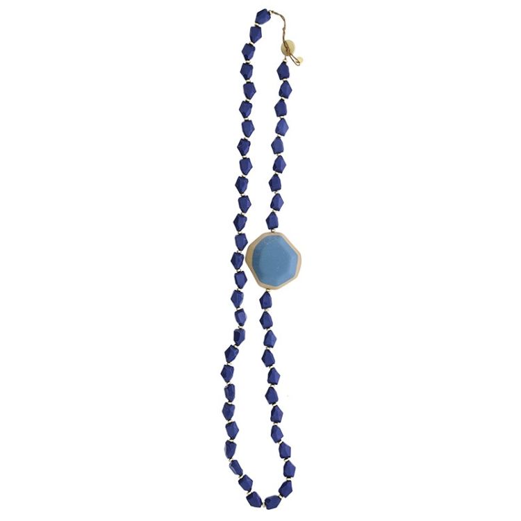 COLLAR LARGO CUENTAS RESINA 2