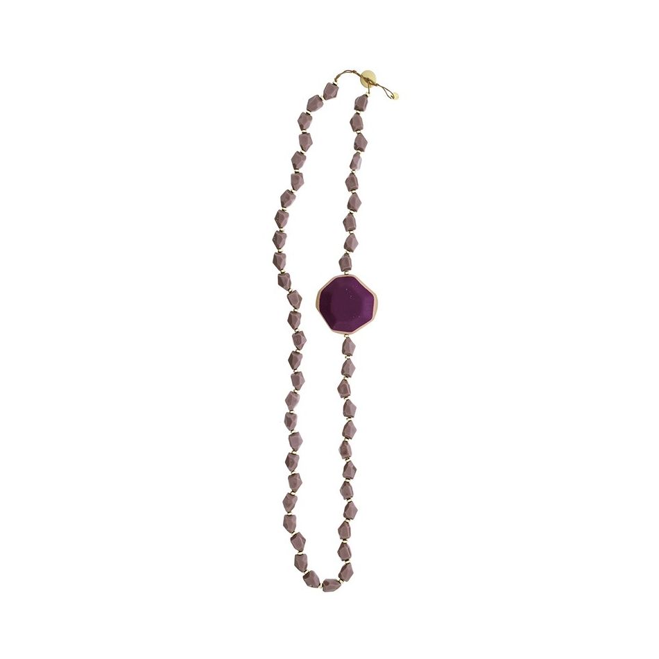 LONG NECKLACE WITH RESIN BEADS