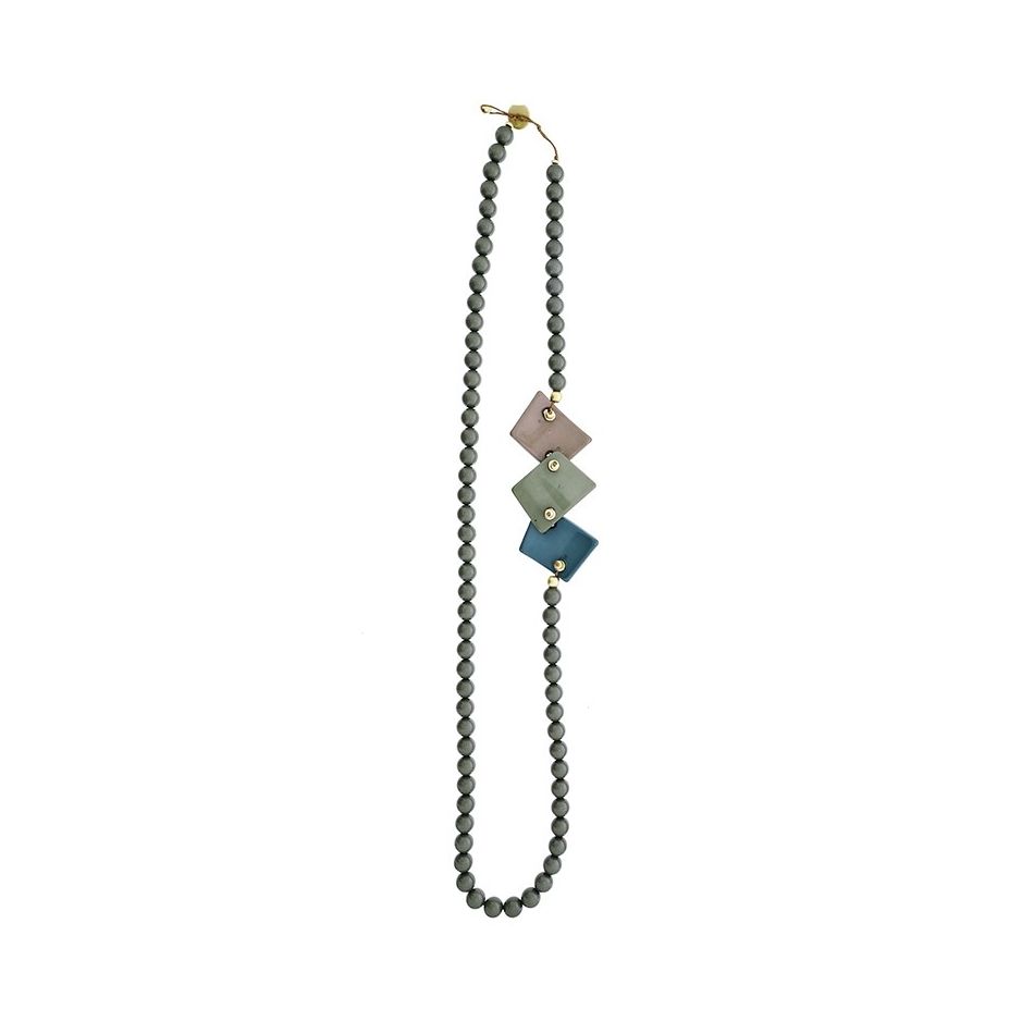 COLLAR LARGO CUENTAS RESINA