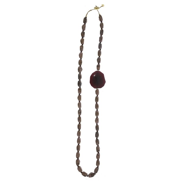 LONG NECKLACE WITH RESIN BEADS