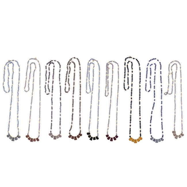 LONG CRYSTAL NECKLACE WITH LINED BEADS