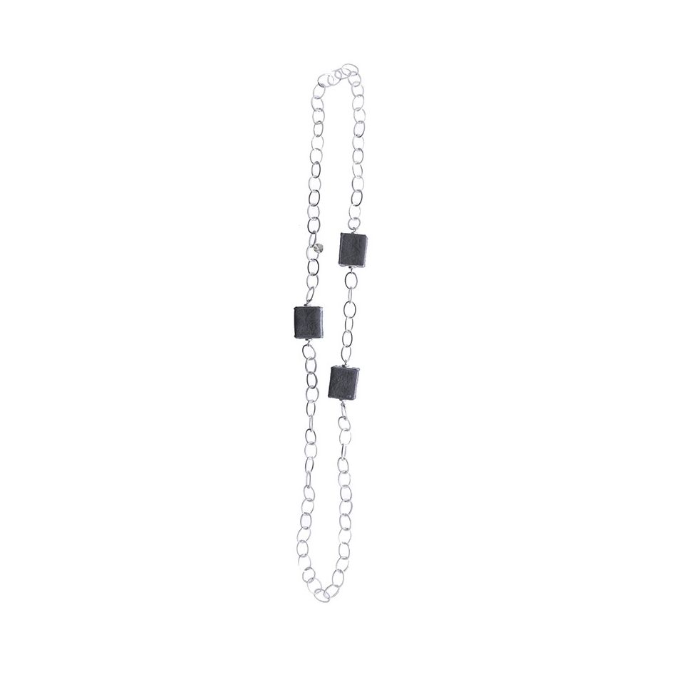 COLLAR LARGO CADENA CUBOS FORRADOS