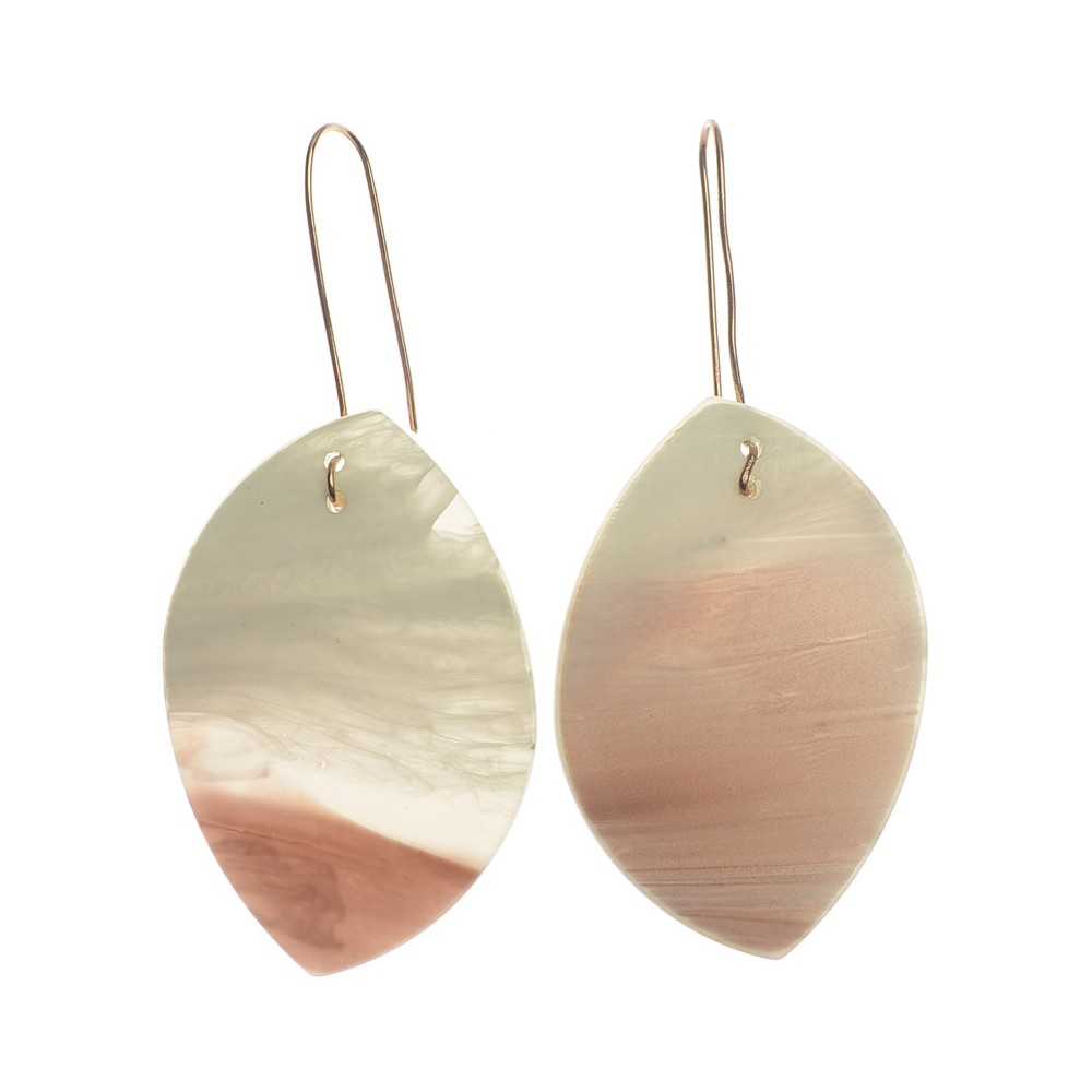 RESIN LEAF PENDANT EARRINGS