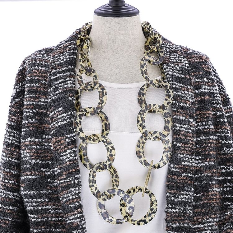 COLLAR LARGO ESLABONES LEOPARDO 2
