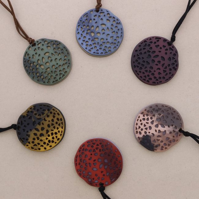 LONG NECKLACE RESIN FRETWORK MEDALLION PENDANT
