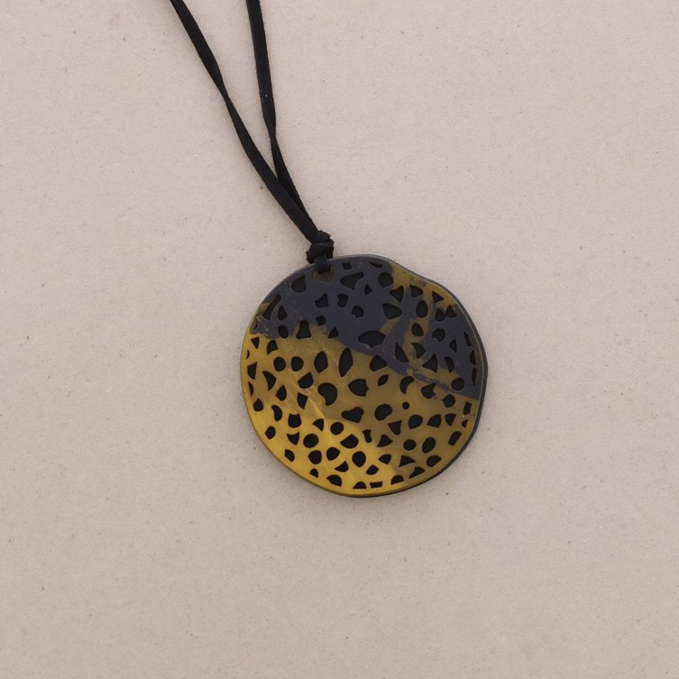 LONG NECKLACE RESIN FRETWORK MEDALLION PENDANT