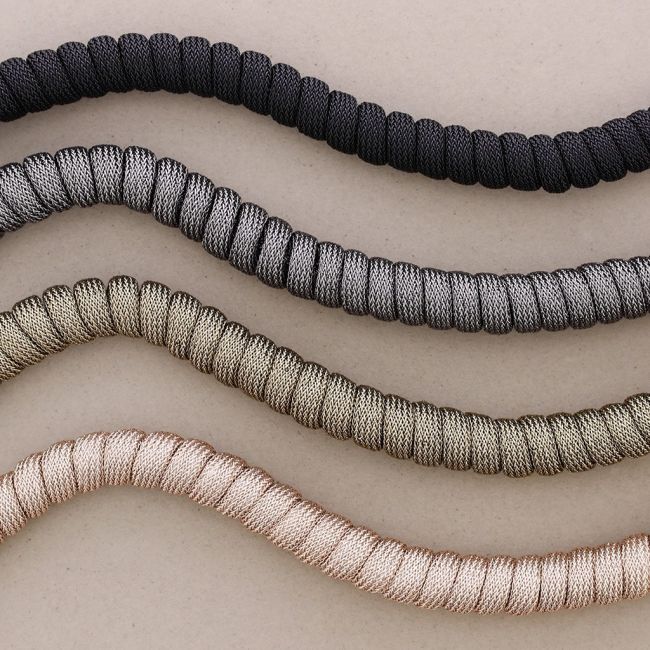 GARGANTILLA ENROLLADA