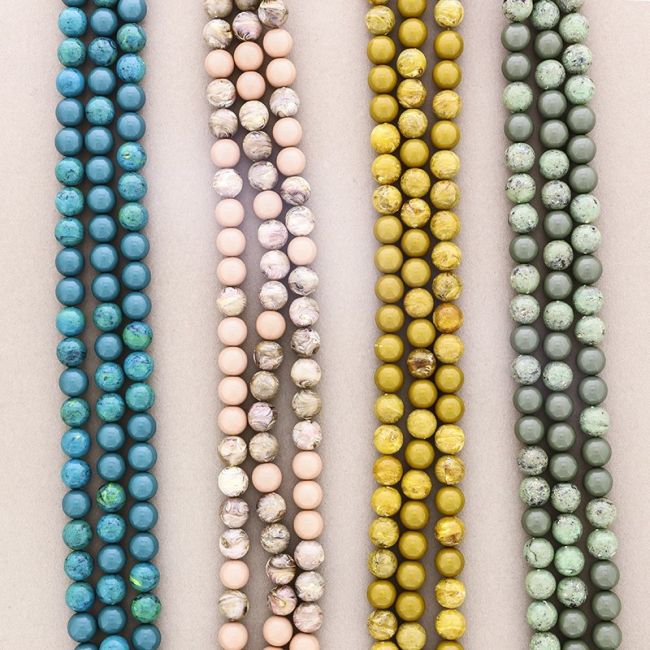 3 ROWS RESIN BEADS SHORT NECKLACE