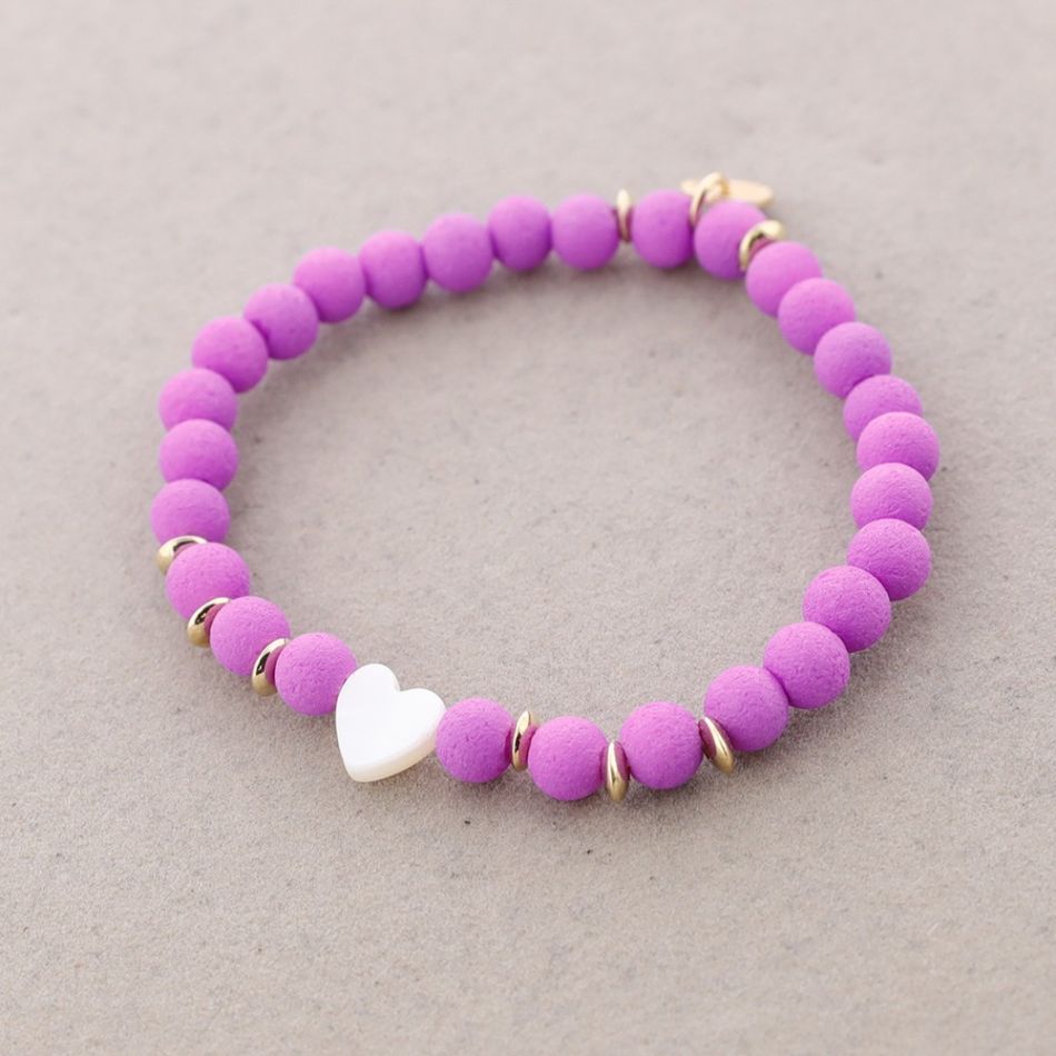 PULSERA ELÁSTICA CUENTAS CORAZÓN NÁCAR