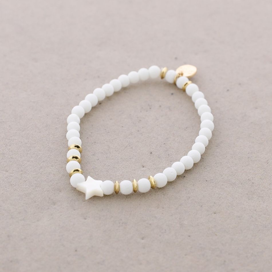 PULSERA ELÁSTICA CUENTAS ESTRELLA NÁCAR