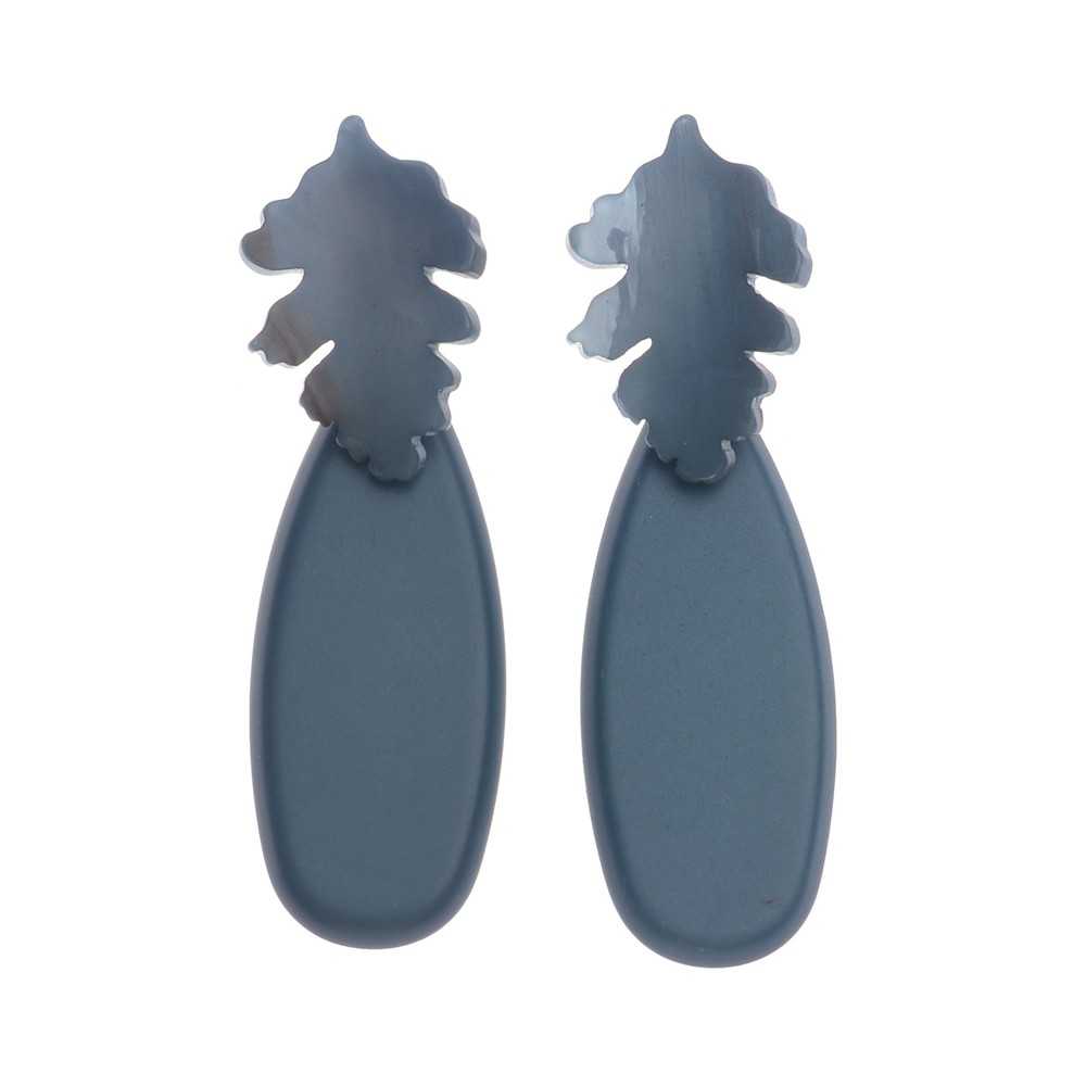 MATT RESIN PENDANT LEAF EARRINGS