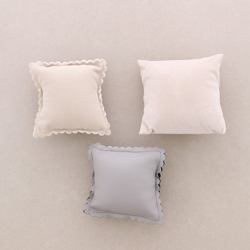 DISPLAY IMITATION LEATHER PILLOW 9*9