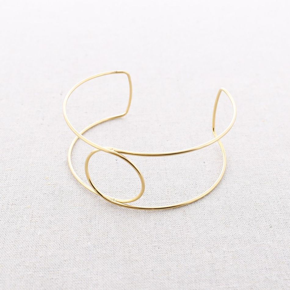 CIRCLE ADJUSTABLE STEEL ARM CUFF
