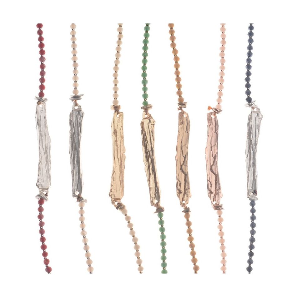 LONG NECKLACE WITH FACETED CRYSTALS AND METAL BEADS
