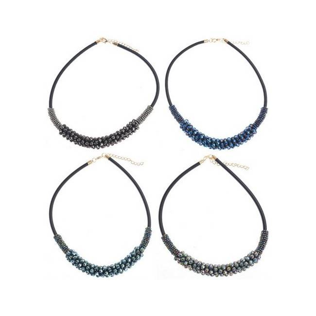 BEADED LEATHER SHORT NECKLACE