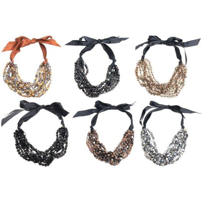 SQUARE CRYSTAL SHORT NECKLACE