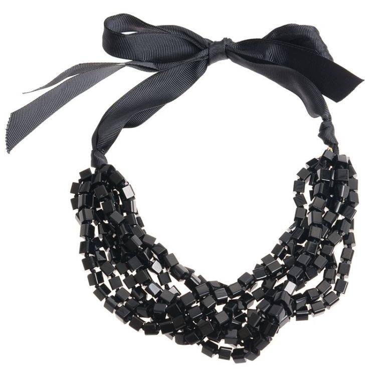 SQUARE CRYSTAL SHORT NECKLACE