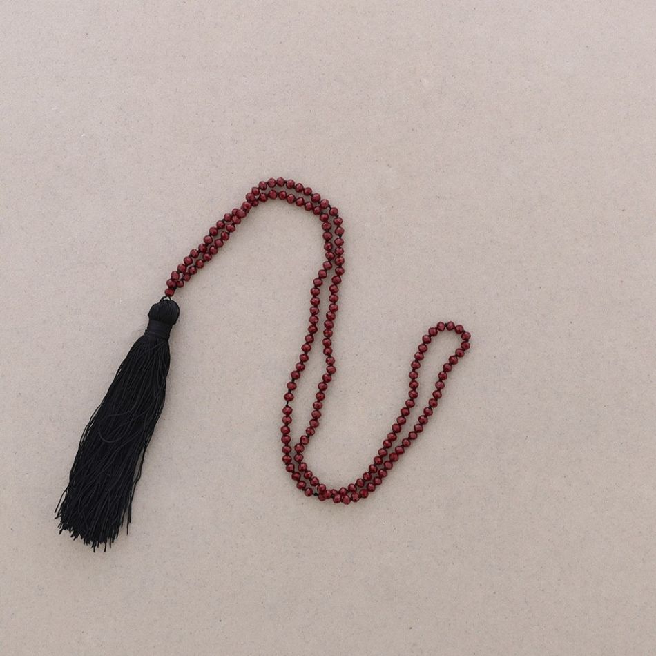 LONG NECKLACE FACETED BEADS COLG. FRINGE