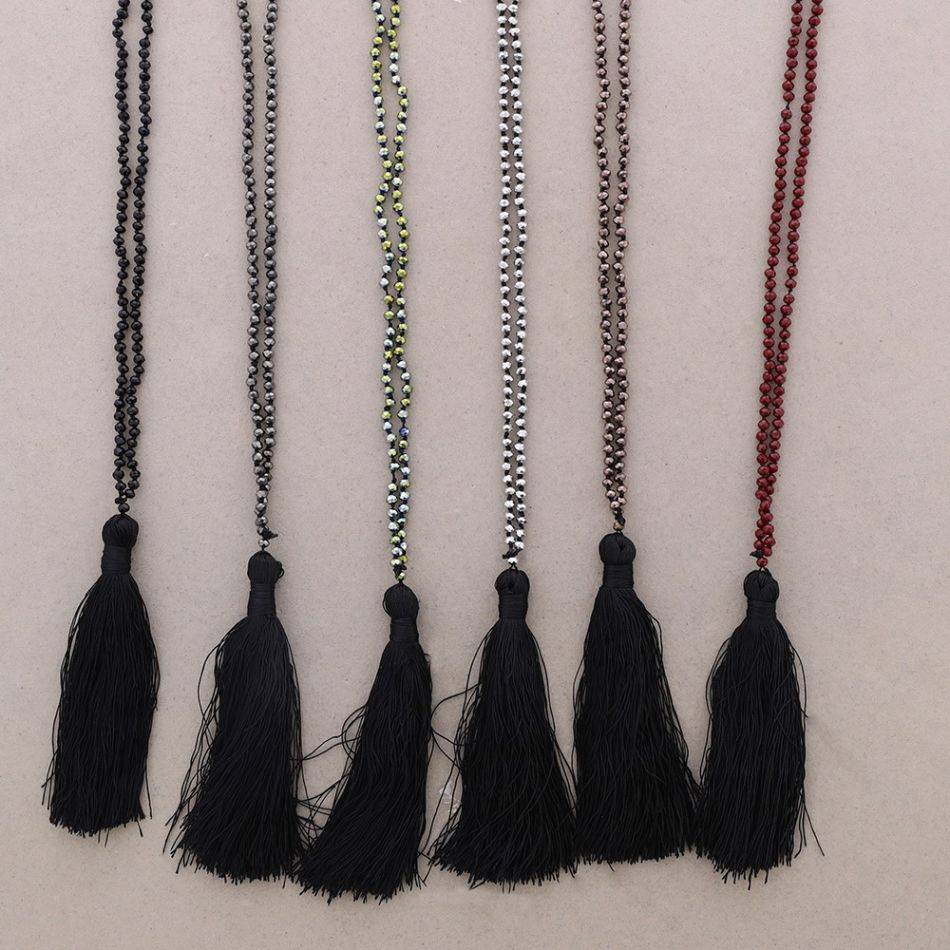 COLLAR LARGO CUENTAS FACETADAS COLG. FLECO