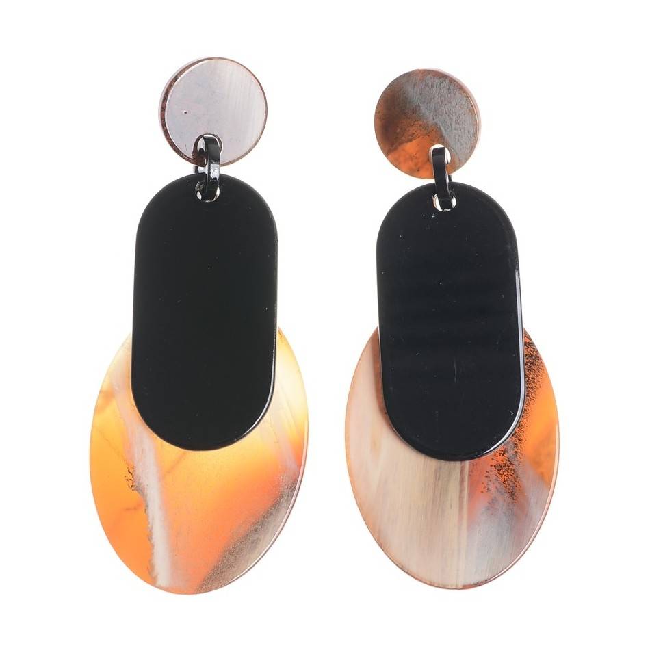 RESIN DANGLING EARRINGS