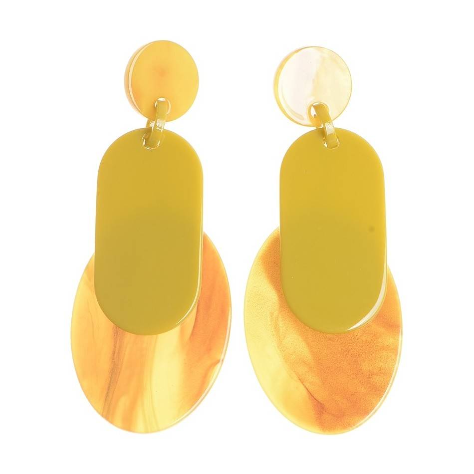 RESIN DANGLING EARRINGS