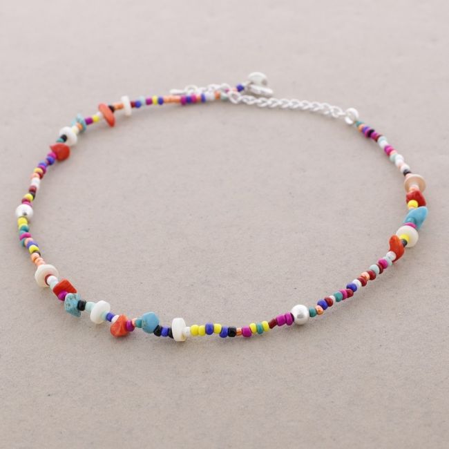 MULTICOLORED BEADS SHORT NECKLACE
