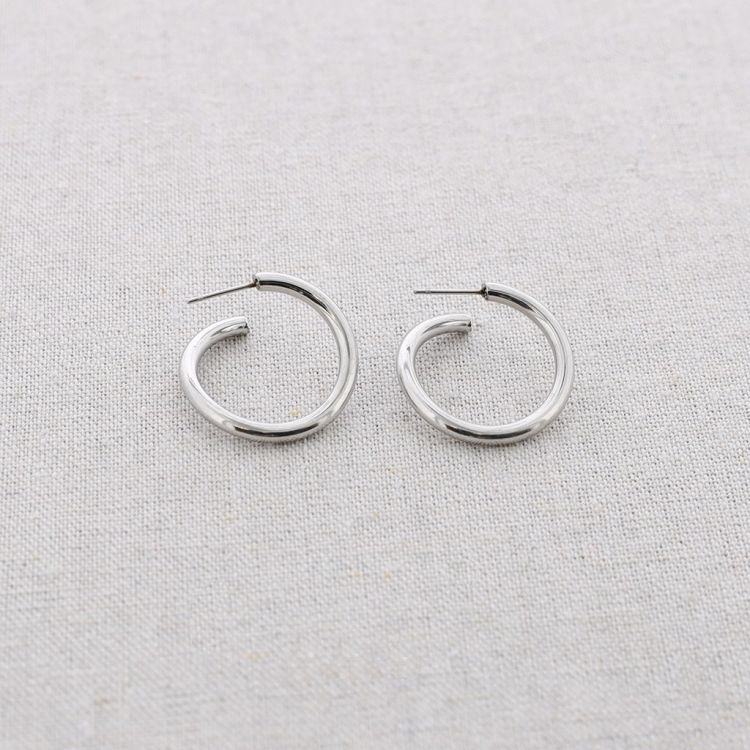 PENDIENTES ACERO ARO FORMA IRREGULAR