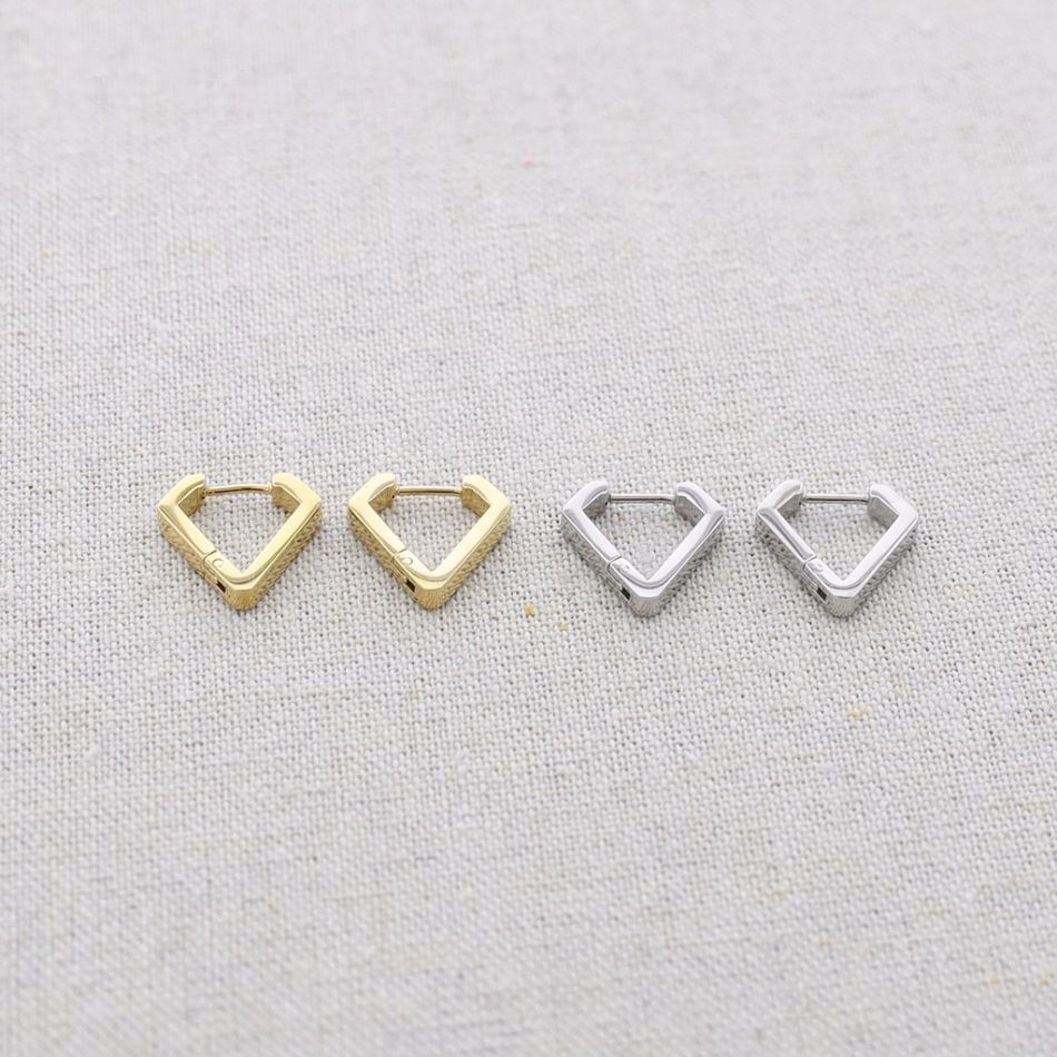STEEL EARRINGS HOOP SHAPE