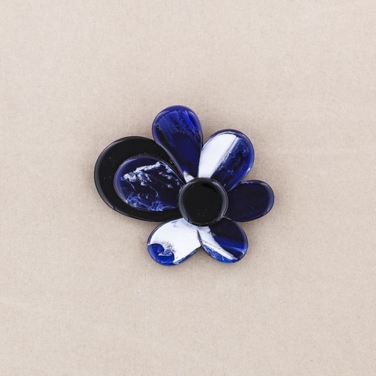 BROCHE FLOR RESINA