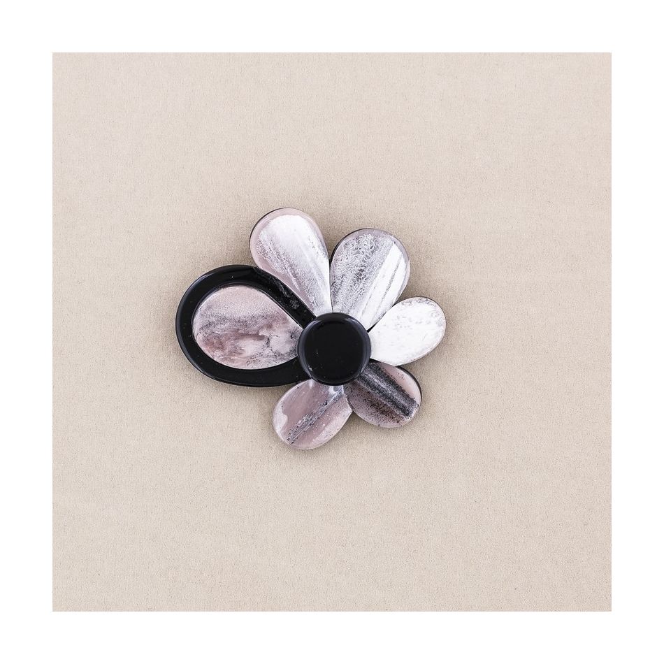 BROCHE FLOR RESINA
