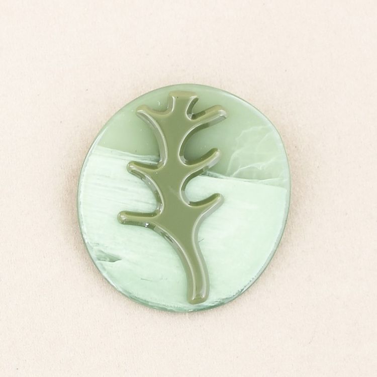 BORCHE ÁRBOL RESINA