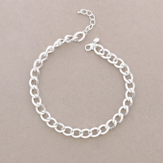 METAL LINK SHORT NECKLACE