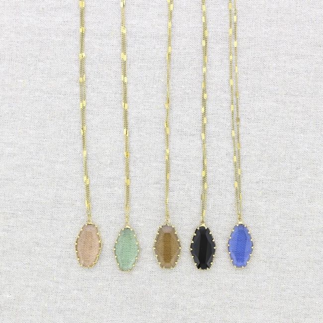 STEEL NECKLACE WITH FACETED GLASS PENDANT CM