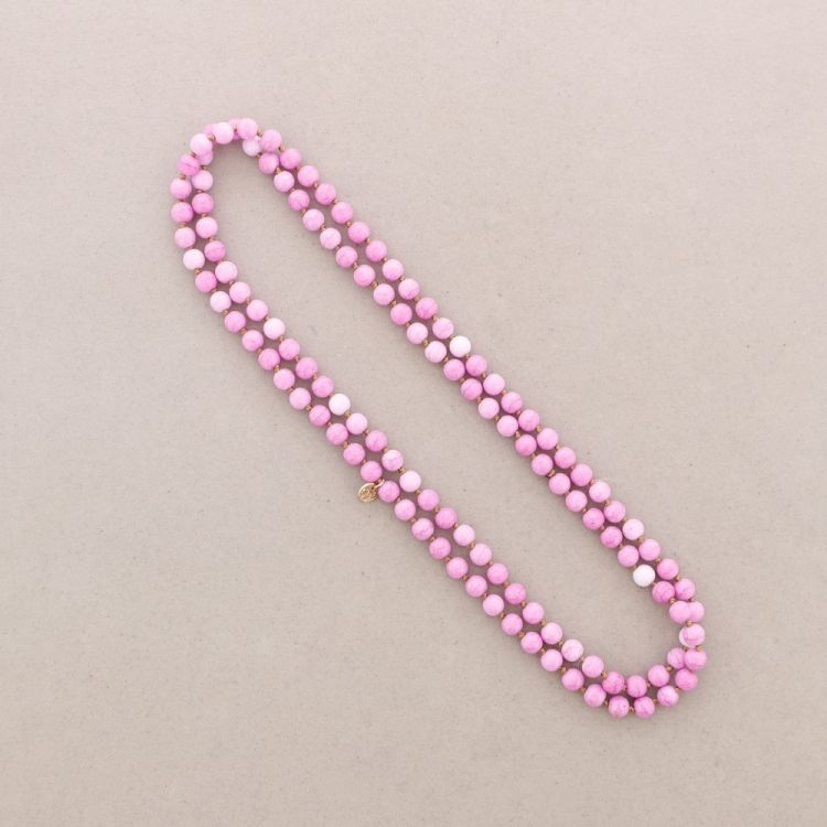 LONG BALLS KNOTTED NECKLACE