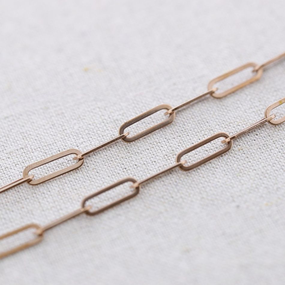 STEEL SHORT NECKLACE WITH RECTANGULAR CHAIN