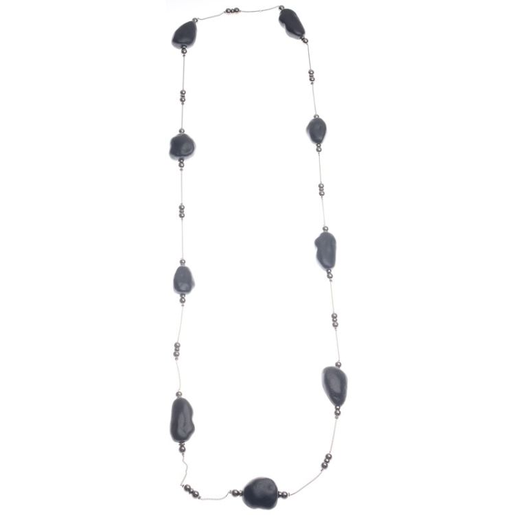 IRREGULAR RESIN BEADS LONG NECKLACE WITH METALLIC FINISH