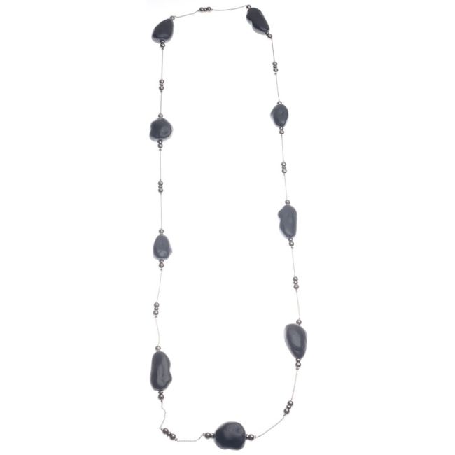 COLLAR LARGO CUENTAS RESINA IRREGULAR ACABADO METÁLICO