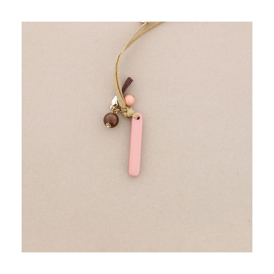 LONG NECKLACE PENDANT INITIAL LETTER I RESIN