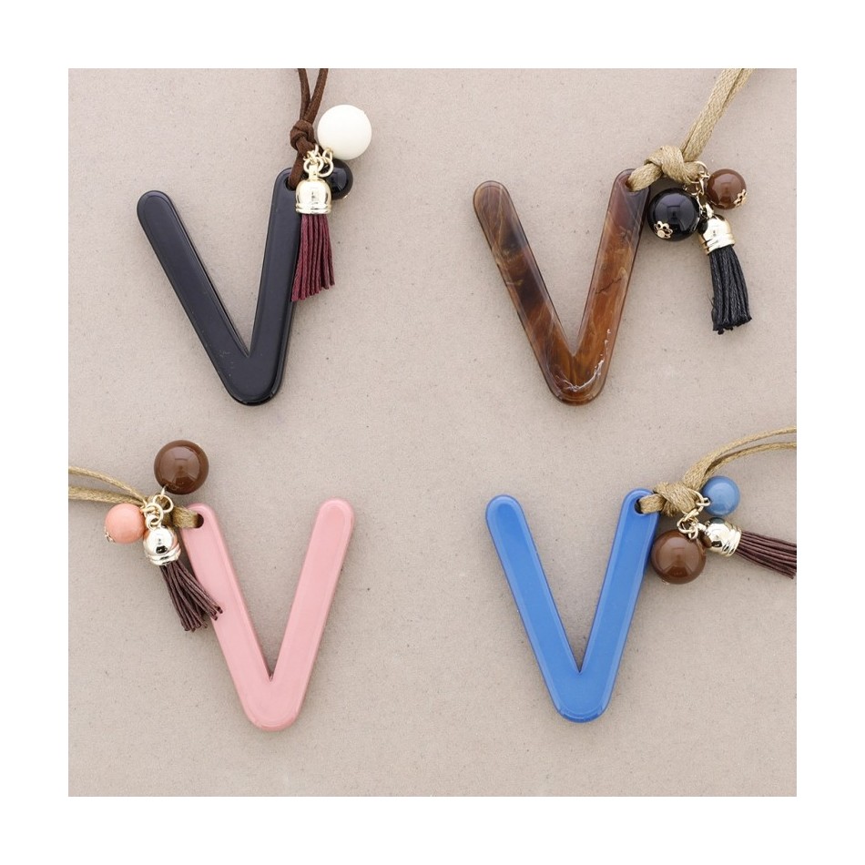 LONG NECKLACE PENDANT INITIAL LETTER V RESIN