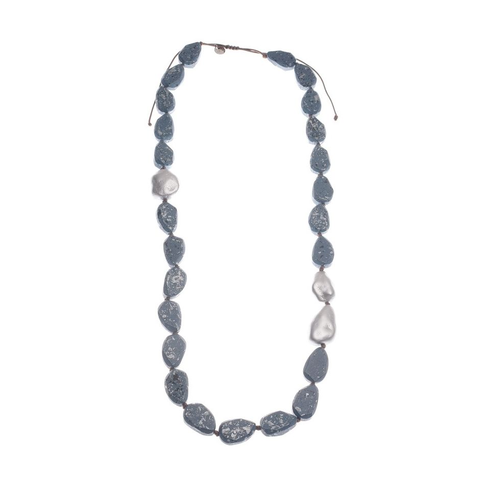 COLLAR LARGO CUENTAS MADERA RESINAS IRREGULARES