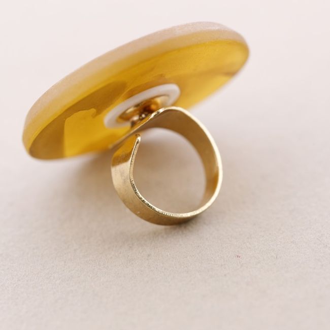 RESIN RING